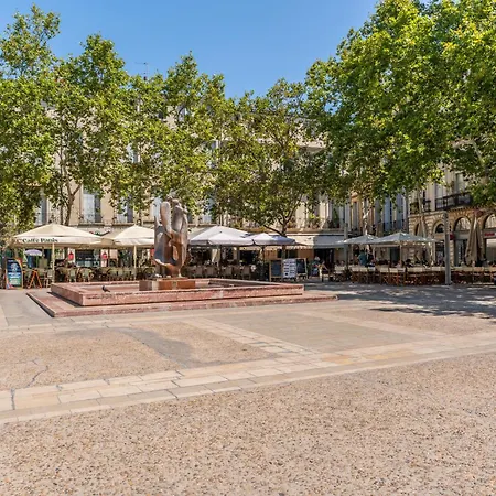 Lejlighed Place Du Marche Aux Fleurs Logement De Haut Standing