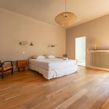 Place Du Marche Aux Fleurs Logement De Haut Standing Lejlighed Montpellier