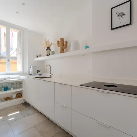 Place Du Marche Aux Fleurs Logement De Haut Standing *